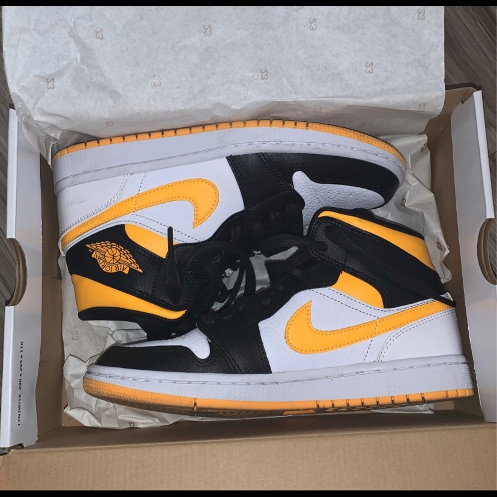 Air Jordan 1